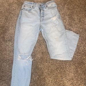 Abercrombie curve love the mom high rise jean- light wash